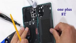 نحوه تعویض باتری گوشی وان پلاس 8T