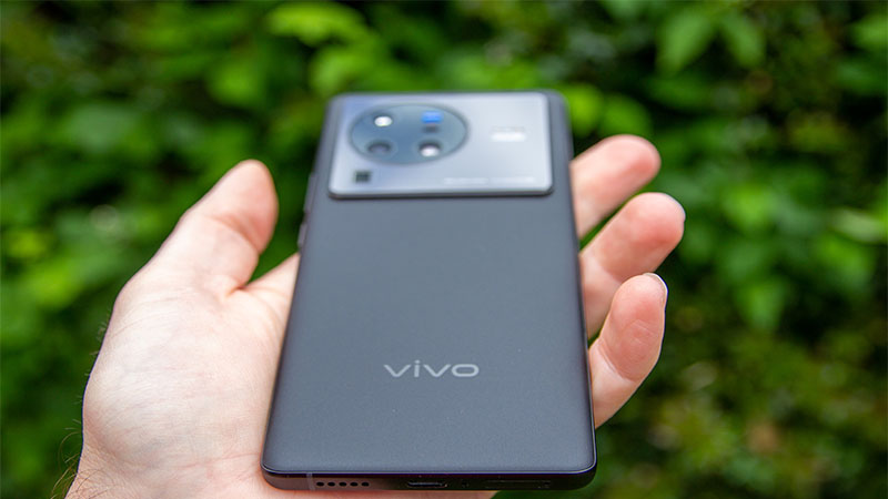 بررسی مشخصات گوشی Vivo X80 پرو